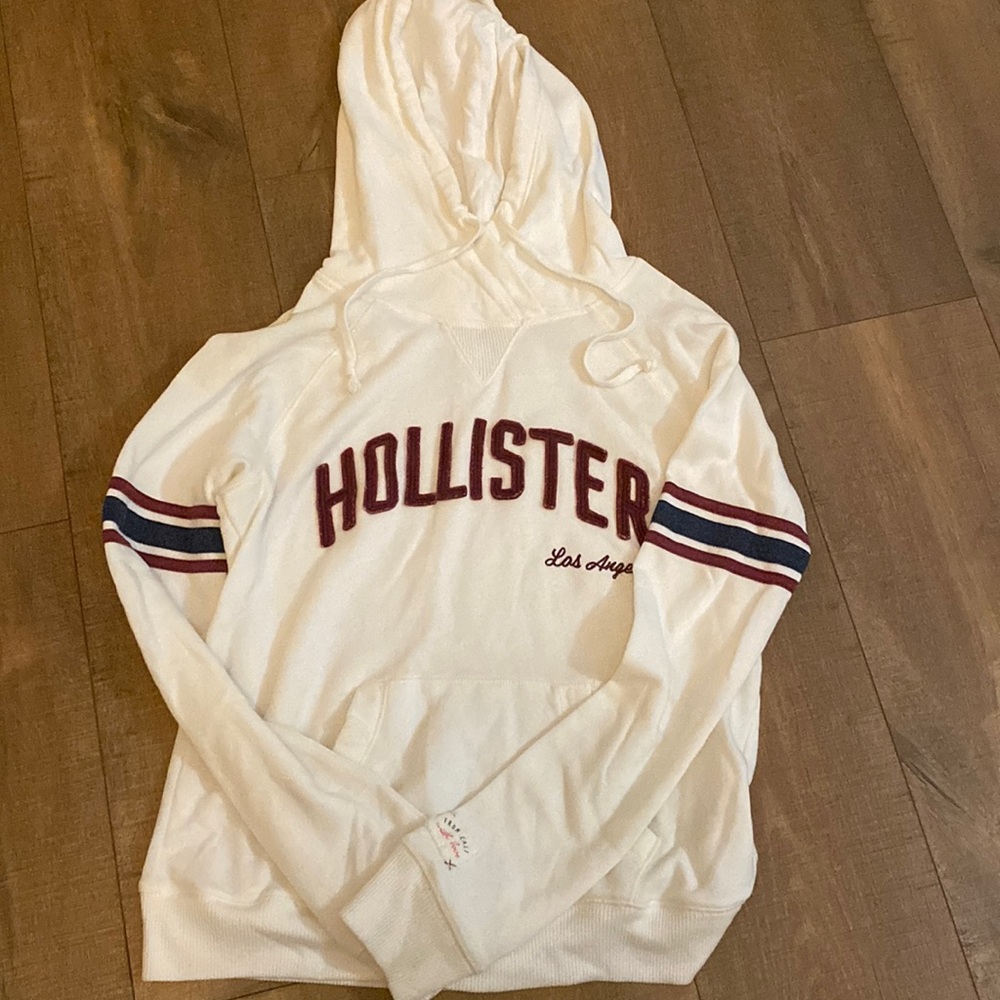 Hollister sweatshirt